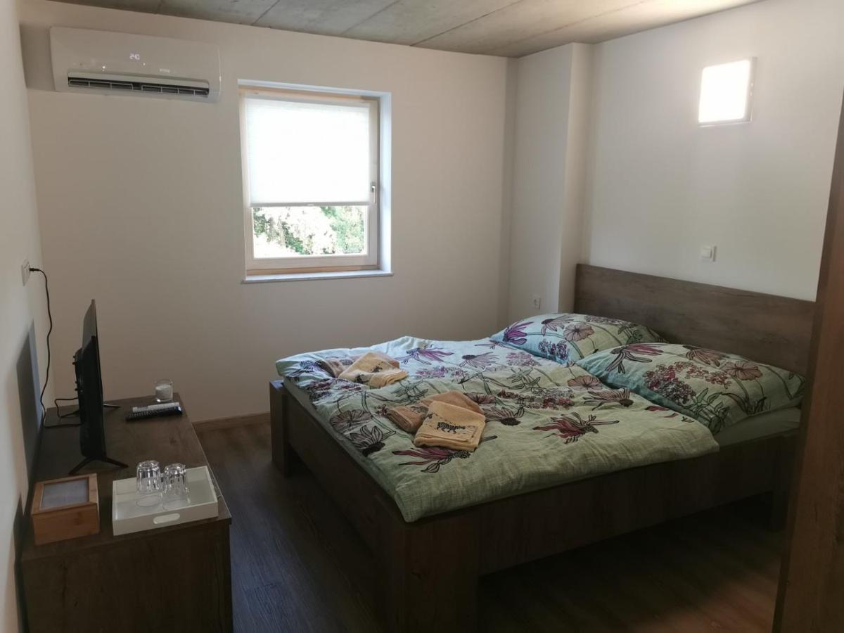 Sobe, Rooms B&B - Vina Kauran Zgornji Jakobski Dol Ngoại thất bức ảnh